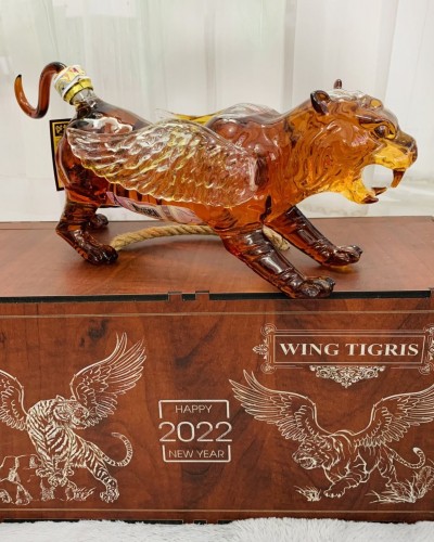 RƯỢU BRANDY HỔ TUYẾT